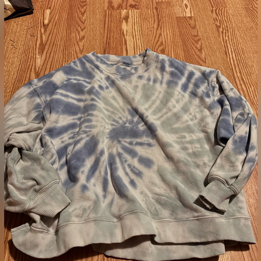 American Eagle Blue Tye Dye Sweatshirt Crewneck